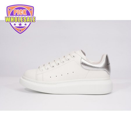 Alexander McQueen Oversized Silver SIZE: 35-45