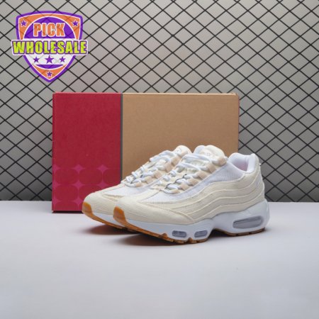 Nike Air Max 95 OG Levis Light Orewood Brown HM4743-100 Men's