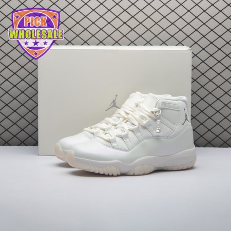 Jordan 11 Retro Pearl Unisex